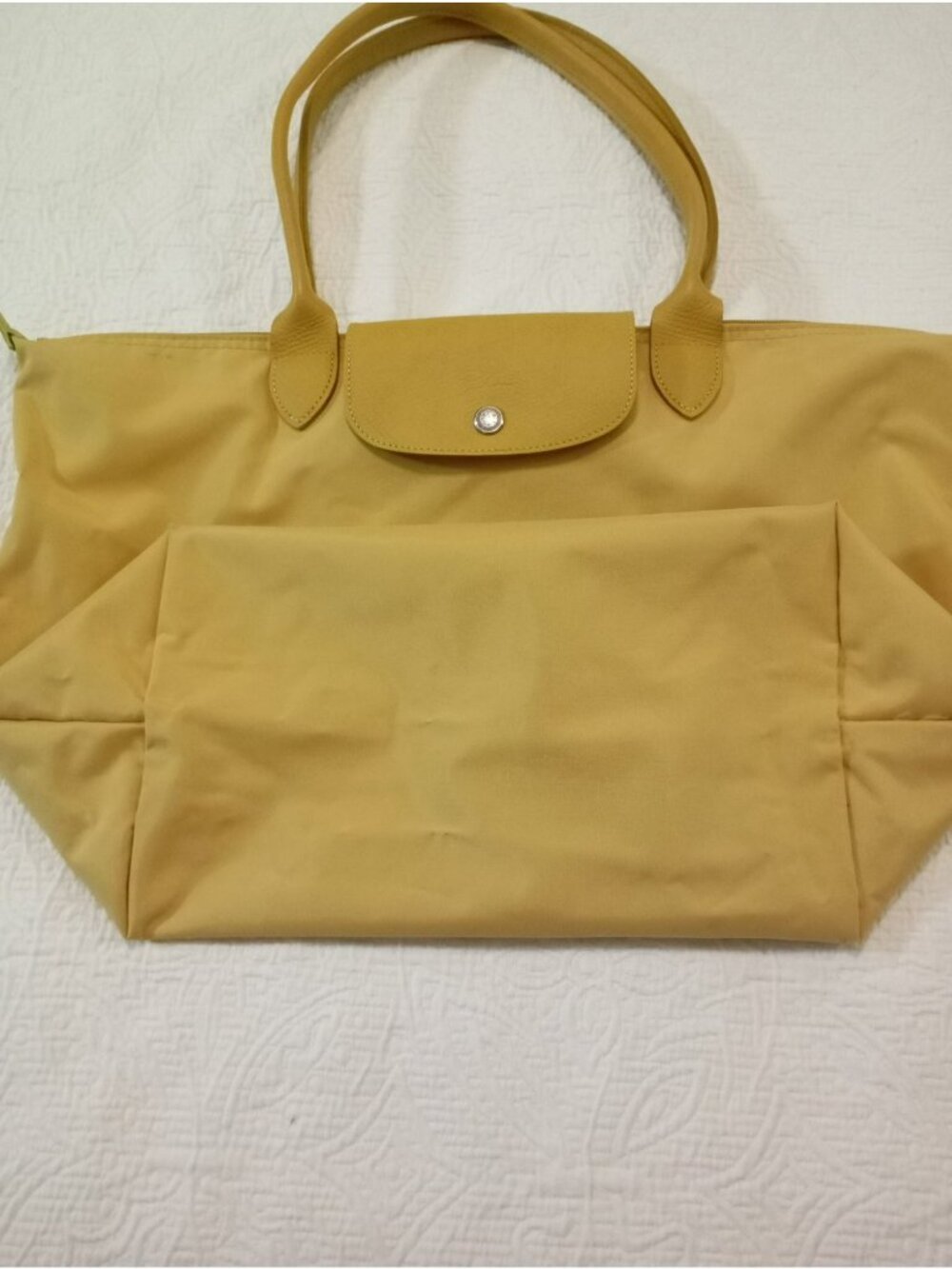 Longchamp Le Pliage Large Yellow Nylon Tote With Leather Handles & Snap Closure - Picture 4 of 14